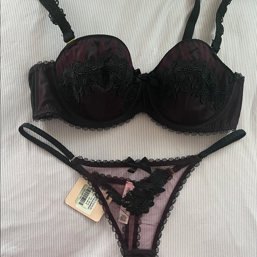 Agent provocateur Lianne bra and thong set Elegant purple burgundy tulle Lace